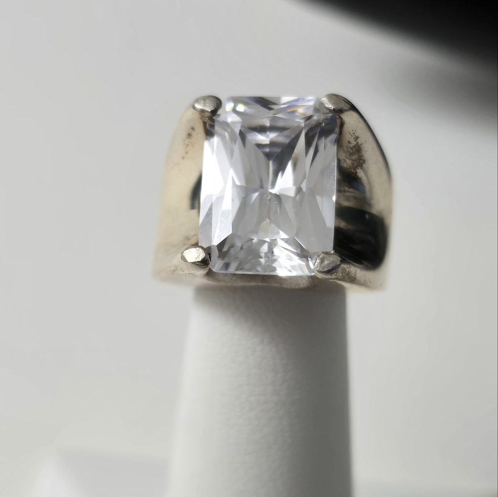 Sterling Silver 925 Elegang Ring - Picture 7 of 8